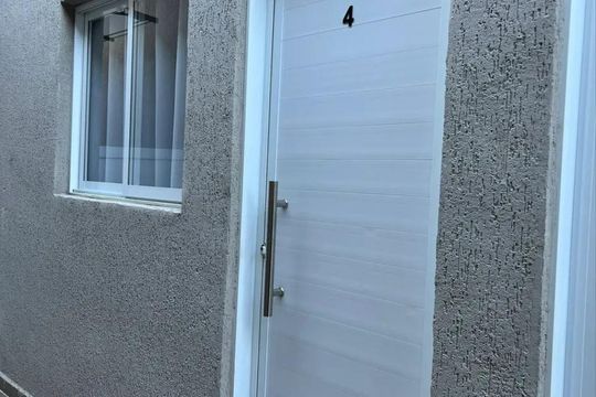 Entrada de casa de condomínio para alugar com 2 quartos, 65m² em Vila Sao Jorge, Praia Grande