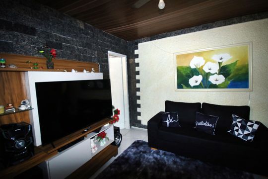 Sala de casa à venda com 2 quartos, 300m² em Vila Kosmos, Rio de Janeiro