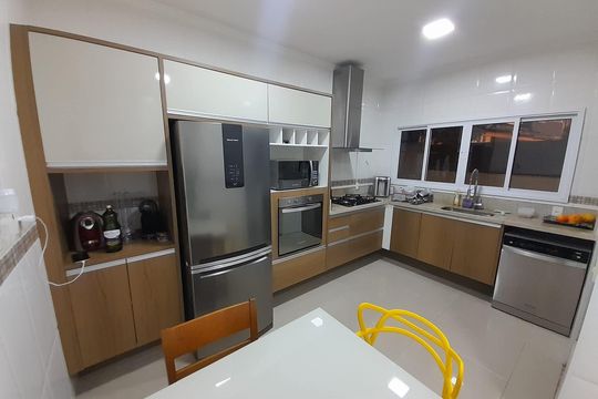 Cozinha de casa à venda com 3 quartos, 198m² em Vila Alice, Santo André