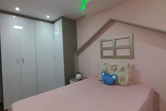 Quarto de casa à venda com 3 quartos, 198m² em Vila Alice, Santo André