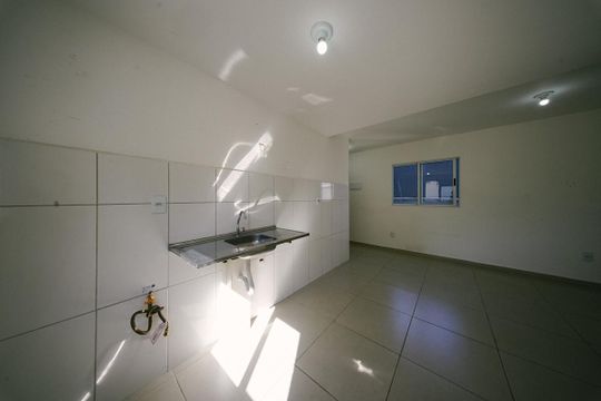 Sala/Cozinha e Área de Serviço de apartamento à venda com 1 quarto, 30m² em Tremembé, São Paulo