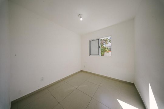 Quarto de apartamento à venda com 1 quarto, 30m² em Tremembé, São Paulo