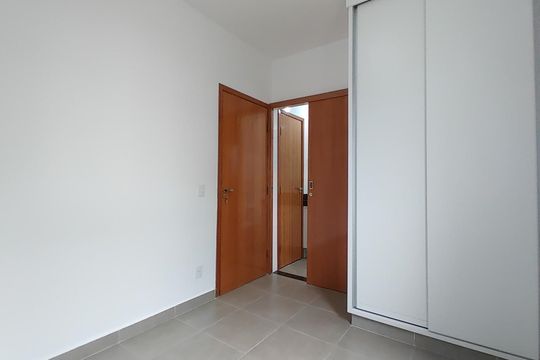 Quarto de apartamento para alugar com 2 quartos, 55m² em Santa Mônica, Uberlândia