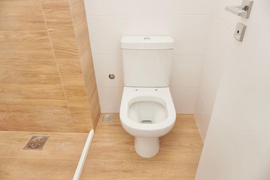 Banheiro  de kitnet/studio à venda com 1 quarto, 44m² em Savassi, Belo Horizonte