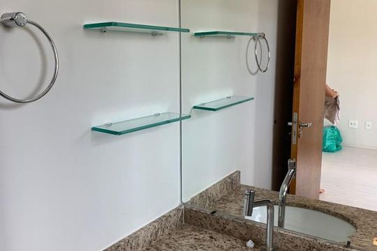 Banheiro de casa para alugar com 3 quartos, 90m² em Vila Gea, São Paulo