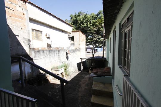 Área externa de casa à venda com 6 quartos, 300m² em Das Indústrias Ii, Belo Horizonte