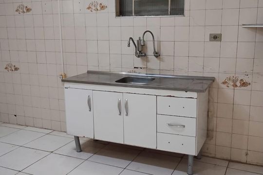 Cozinha de casa à venda com 2 quartos, 183m² em Vila Carmosina, São Paulo
