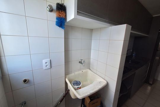 Área de serviço de apartamento para alugar com 2 quartos, 70m² em Centro, Florianópolis