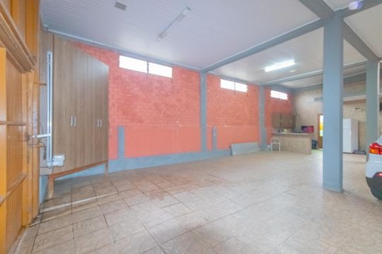 Garagem de casa para alugar com 3 quartos, 361m² em Estância Velha, Canoas