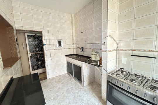 Cozinha de apartamento para alugar com 2 quartos, 65m² em Encantado, Rio de Janeiro