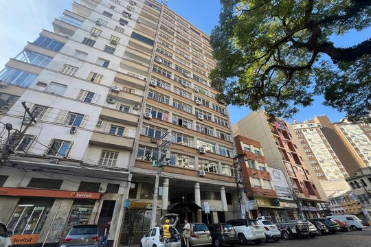 Fachada de apartamento para alugar com 3 quartos, 123m² em Centro Histórico, Porto Alegre