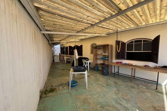 Área de Serviço de casa à venda com 4 quartos, 388m² em Jardim São Luis, Barueri