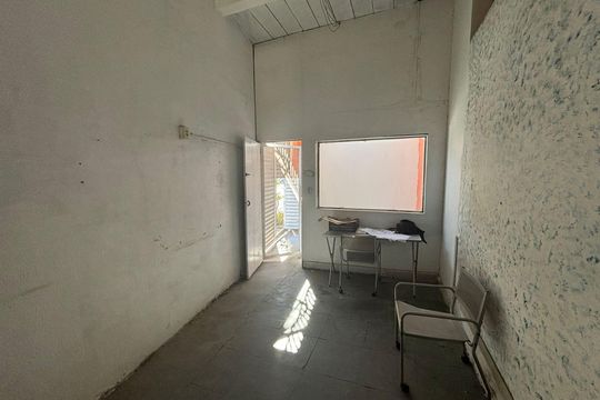 Área do salão  de casa à venda com 4 quartos, 388m² em Jardim São Luis, Barueri