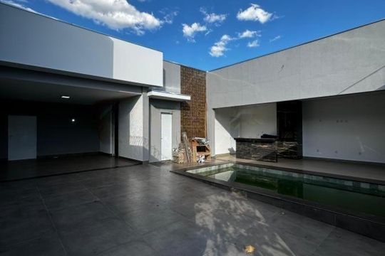 Área comum de casa para alugar com 3 quartos, 230m² em Novo Mundo, Uberlândia