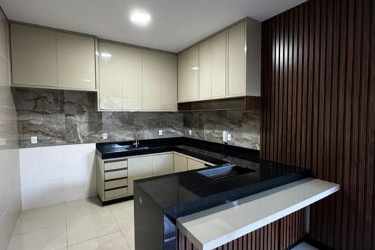 Cozinha de casa para alugar com 3 quartos, 230m² em Novo Mundo, Uberlândia