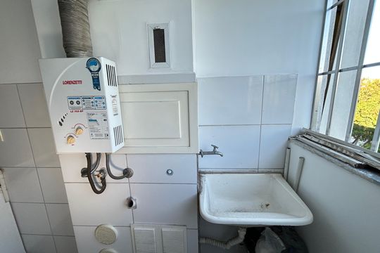 Área de Serviço de apartamento para alugar com 2 quartos, 47m² em Honório Gurgel, Rio de Janeiro