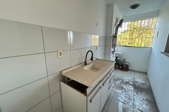 Cozinha de apartamento para alugar com 2 quartos, 47m² em Honório Gurgel, Rio de Janeiro
