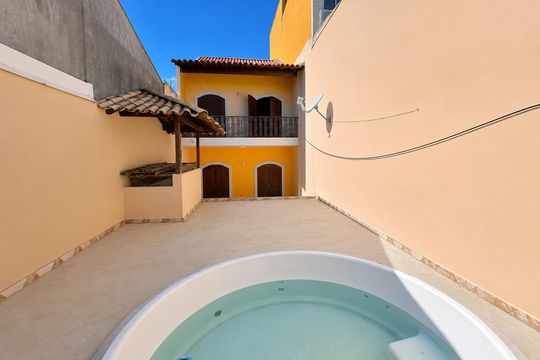 Área externa de casa para alugar com 2 quartos, 120m² em Quintino Bocaiúva, Rio de Janeiro