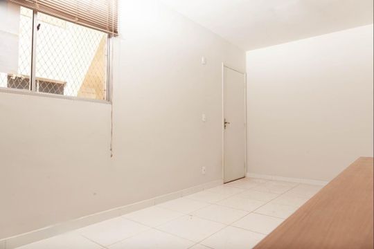 Sala de apartamento para alugar com 3 quartos, 67m² em Lídice, Uberlândia