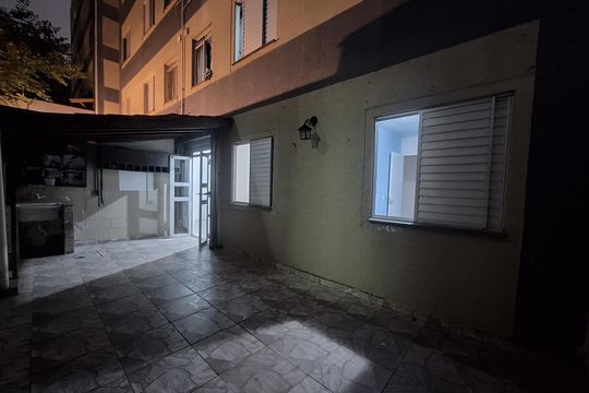 Quintal de apartamento à venda com 2 quartos, 64m² em Vila Lutécia, Santo André