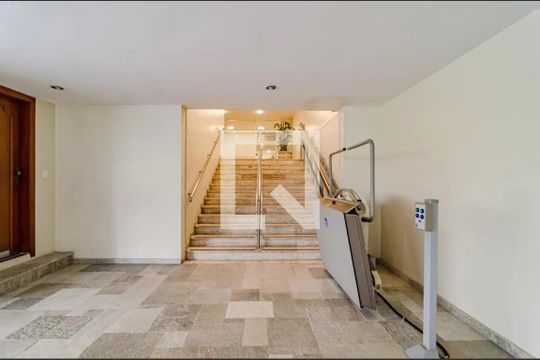 Área comum de apartamento à venda com 4 quartos, 155m² em Pinheiros, São Paulo