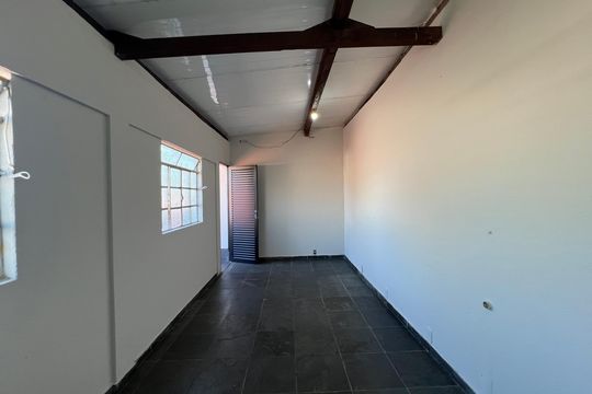 Sala de casa à venda com 3 quartos, 180m² em Serrano, Belo Horizonte