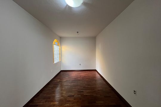 Sala 2 de casa à venda com 3 quartos, 180m² em Serrano, Belo Horizonte