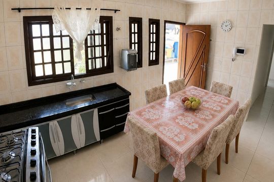 Cozinha de casa à venda com 3 quartos, 150m² em Vila Ivone, São Paulo