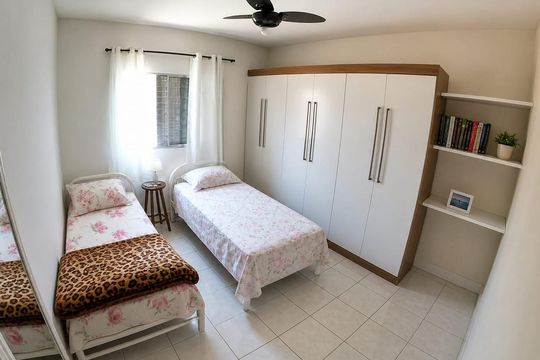 Quarto de casa à venda com 3 quartos, 150m² em Vila Ivone, São Paulo