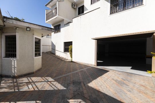Garagem de casa de condomínio para alugar com 3 quartos, 200m² em Vila Mazzei, São Paulo