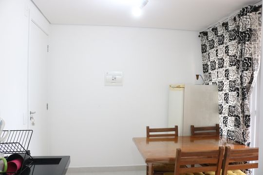 Sala de apartamento à venda com 2 quartos, 34m² em Parque Industrial Tomas Edson, São Paulo