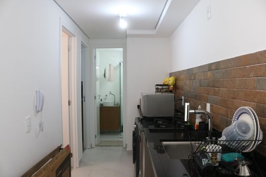 Apartamento à venda com 2 quartos, 34m² em Parque Industrial Tomas Edson, São Paulo