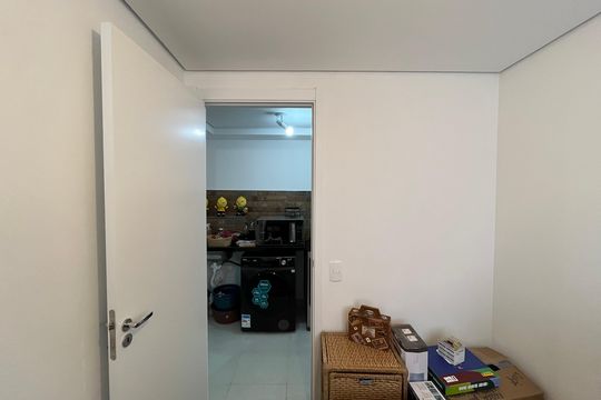 Quarto 2 de apartamento à venda com 2 quartos, 34m² em Parque Industrial Tomas Edson, São Paulo