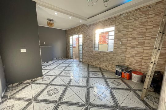 Casa para alugar com 3 quartos, 55m² em Jardim Esmeralda, São Paulo