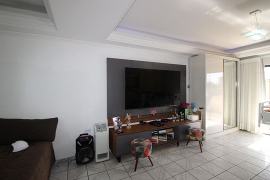 Sala de casa à venda com 3 quartos, 370m² em Jardim Nossa Senhora do Carmo, São Paulo