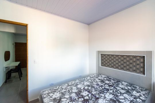 Quarto  de kitnet/studio para alugar com 1 quarto, 35m² em Jardim Jabaquara, São Paulo