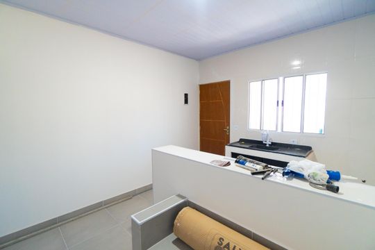 Sala/Cozinha de kitnet/studio para alugar com 1 quarto, 35m² em Jardim Jabaquara, São Paulo