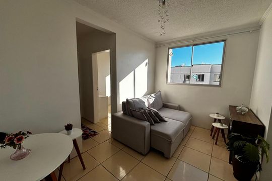 Apartamento para alugar com 2 quartos, 45m² em COHAB B, Gravataí