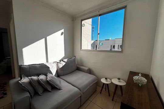 Apartamento para alugar com 2 quartos, 45m² em COHAB B, Gravataí