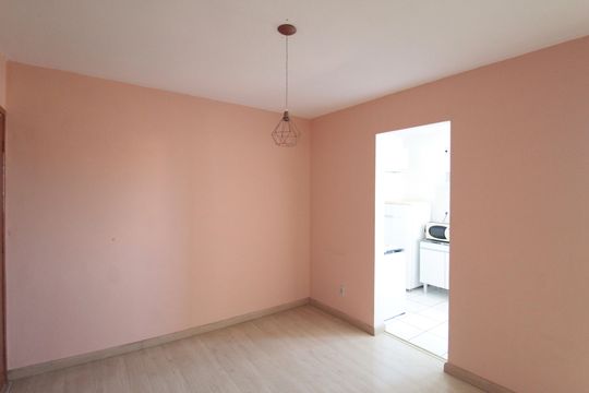Sala de apartamento para alugar com 2 quartos, 44m² em Heliópolis, Belo Horizonte
