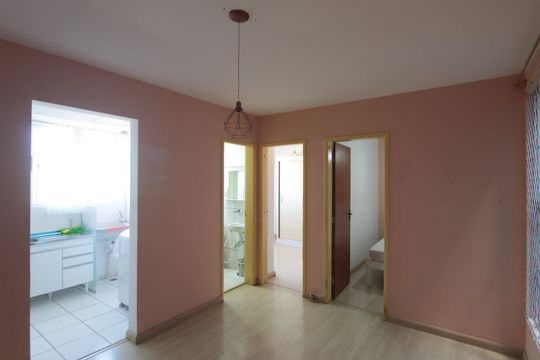 Sala de apartamento para alugar com 2 quartos, 44m² em Heliópolis, Belo Horizonte