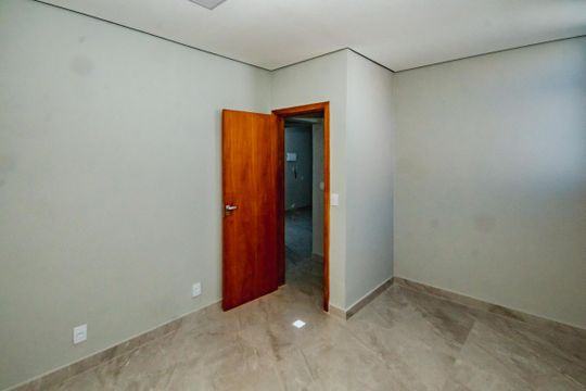Quarto 2 de apartamento para alugar com 2 quartos, 60m² em Santa Monica, Belo Horizonte