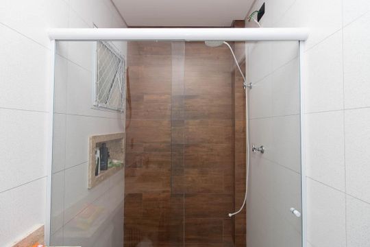 Banheiro da Suíte 2 de apartamento à venda com 3 quartos, 142m² em Tremembé, São Paulo
