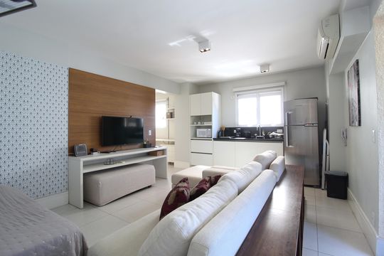 Sala/Cozinha de apartamento à venda com 1 quarto, 51m² em Itaim Bibi, São Paulo