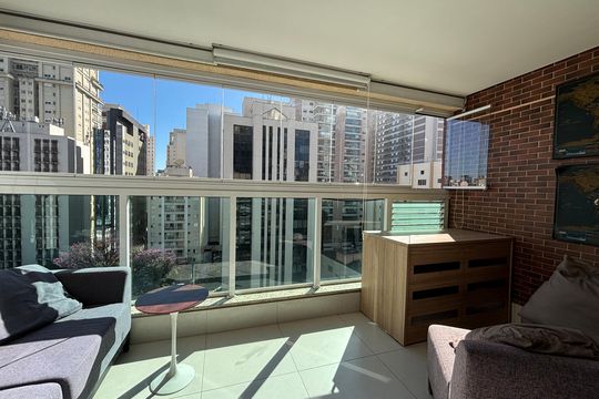 Varanda de kitnet/studio à venda com 1 quarto, 37m² em Itaim Bibi, São Paulo