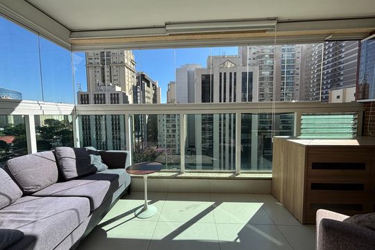 Varanda de kitnet/studio à venda com 1 quarto, 37m² em Itaim Bibi, São Paulo