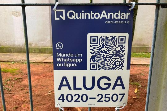 Placa de apartamento para alugar com 2 quartos, 64m² em Jardim Itu, Porto Alegre