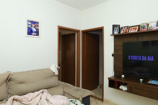 Casa à venda com 2 quartos, 250m² em Parque Santa Rita, São Paulo