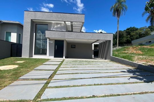 Fachada de casa de condomínio para alugar com 3 quartos, 256m² em Condomínio Santa Adélia, Cotia