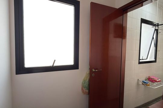 Apartamento para alugar com 3 quartos, 130m² em Jardim Analia Franco, São Paulo